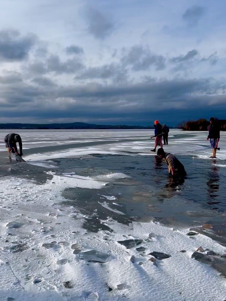 Instagram post from eisbaden.bayern. This post is in position 3.